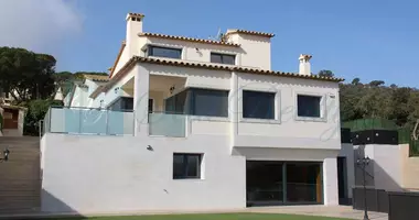 Villa 4 chambres avec Terrasse, avec Jardin, avec Système d'alarme dans Bas-Ampurdan, Espagne