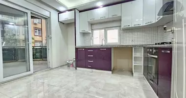 Appartement 3 chambres dans Muratpasa, Turquie