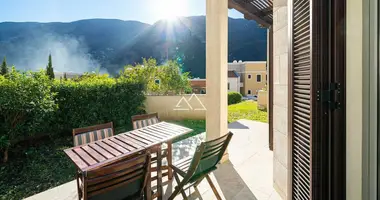 Apartamento 3 habitaciones en Morinj, Montenegro