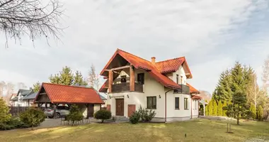 5 room house in Miedzyborow, Poland
