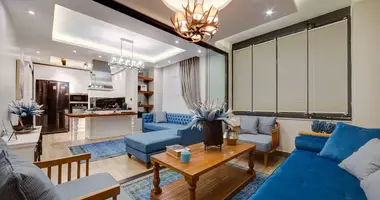 5 bedroom apartment in Mezitli, Turkey