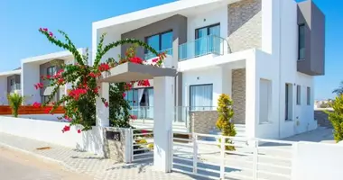 Villa  mit Garten, mit Badezimmer, mit Hauswirtschaftsraum in Enkomi, Nordzypern