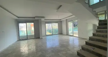 Duplex 5 rooms in Alanya, Turkey