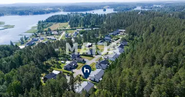 Casa 4 habitaciones en Laukaa, Finlandia