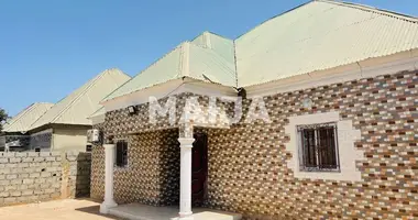 Дом 4 комнаты в Sanyang, Гамбия