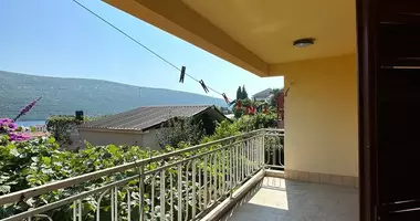 Dom 3 pokoi w denovici, Czarnogóra