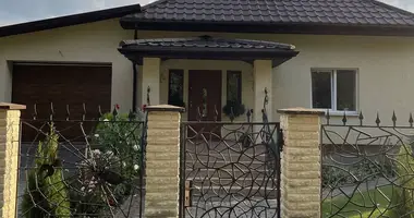 Maison dans Labna-Aharodniki, Biélorussie