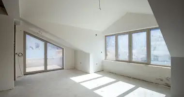 Apartment 6 bedrooms in All countries