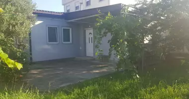 Дом 1 спальня в Черногория