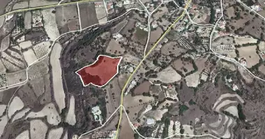 Участок земли в Полеми, Кипр