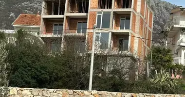Квартира 2 спальни в Добра Вода, Черногория