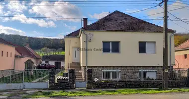 2 room house in Szekelyszabar, Hungary