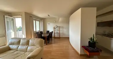 Apartamento 3 habitaciones en Varsovia, Polonia