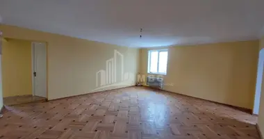 Apartamento 4 habitaciones en Tiflis, Georgia