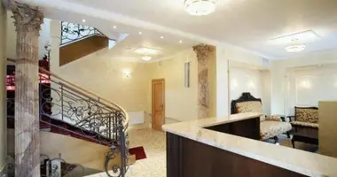 Hotel 706 m² in Riga, Lettland