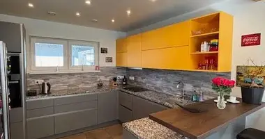 Villa 4 rooms in Potzneusiedl, Austria