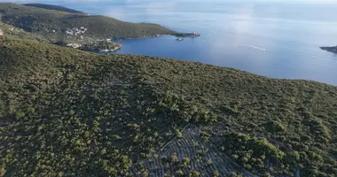 Grundstück in Lustica, Montenegro