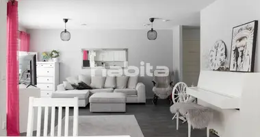 Apartamento 4 habitaciones en Laukaa, Finlandia