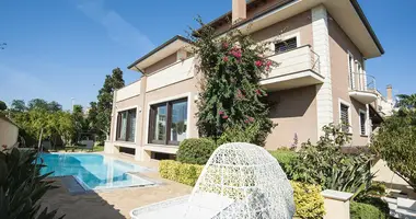 Villa 4 chambres dans Roma Capitale, Italie