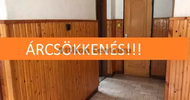 Casa 3 habitaciones en Komoro, Hungría