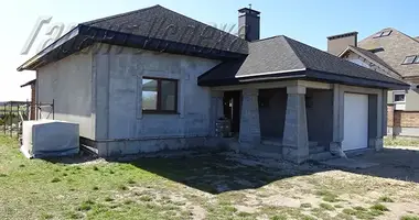 Maison dans Kamianica Zyravieckaja, Biélorussie