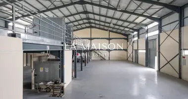 Warehouse 1 198 m² in Geri, Cyprus