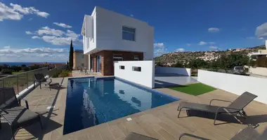 3 bedroom house in Peyia, Cyprus