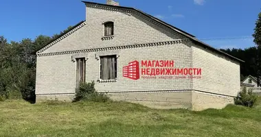 Casa en Sapotskin, Belarús