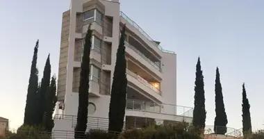 Penthouse 4 bedrooms in Germasogeia, Cyprus