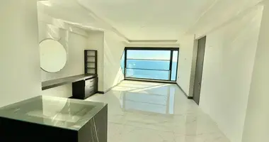 Duplex 6 chambres dans Mezitli, Turquie