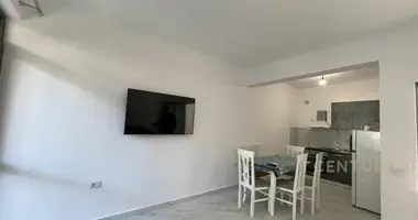 Apartamento 3 habitaciones en Golem, Albania