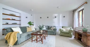 4 room apartment in Warsaw, Poland