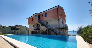 House 20 bedrooms in Crikvenica, Croatia