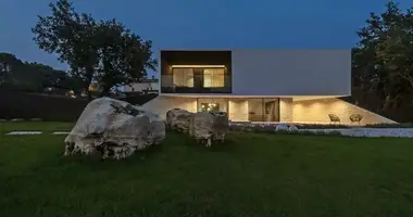 Villa 4 bedrooms in Porec, Croatia
