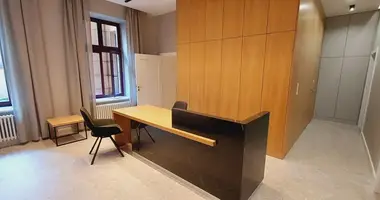 Квартира в Лодзь, Польша