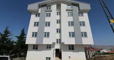 Mieszkanie 2 pokoi z balkon, z parking w Cankaya, Turcja