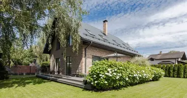 4 bedroom house in Bukulti, Latvia