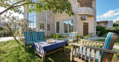 2 bedroom apartment in Bratesici, Montenegro