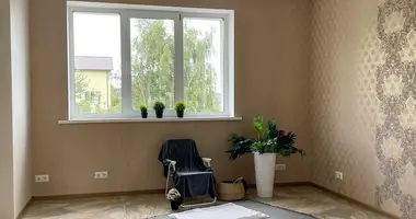 Apartamento 3 habitaciones en Minsk, Bielorrusia