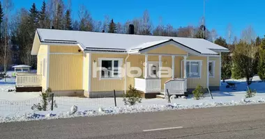 Dom 4 pokoi w Loviisa, Finlandia