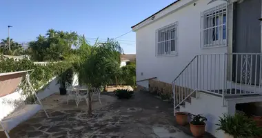 Villa 3 chambres avec Meublesd, avec Terrasse, avec Jardin dans l Alfas del Pi, Espagne