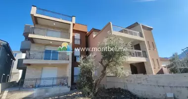 Villa  con aparcamiento, nuevo edificio, con Vistas al mar en Susanj, Montenegro