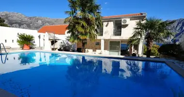 Villa 4 bedrooms with By the sea in Kotor, Montenegro