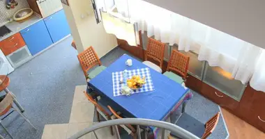 Apartamento 4 habitaciones en Sofía, Bulgaria