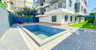 Mieszkanie 3 pokoi w Alanya, Turcja