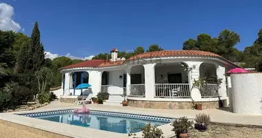 6 bedroom house in Benidorm, Spain