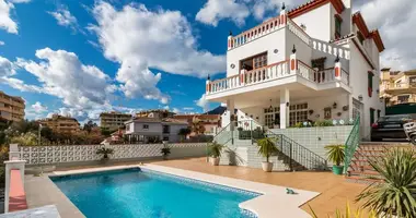 Villa 5 bedrooms in Marbella, Spain