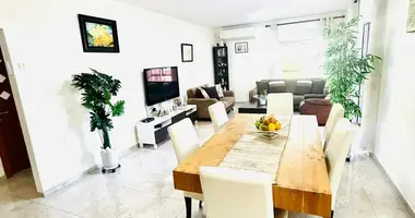 Apartamento 4 habitaciones en Israel