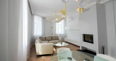 Apartamento 4 habitaciones en Riga, Letonia