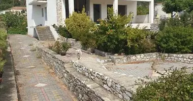 Villa 4 habitaciones con Vistas al mar, con Vista a la montaña, con Primera costa en Makrychori, Grecia